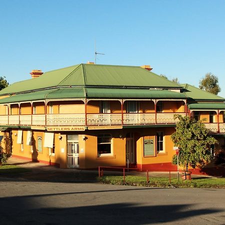 Settlers Arms Hotel Dungog Exteriér fotografie