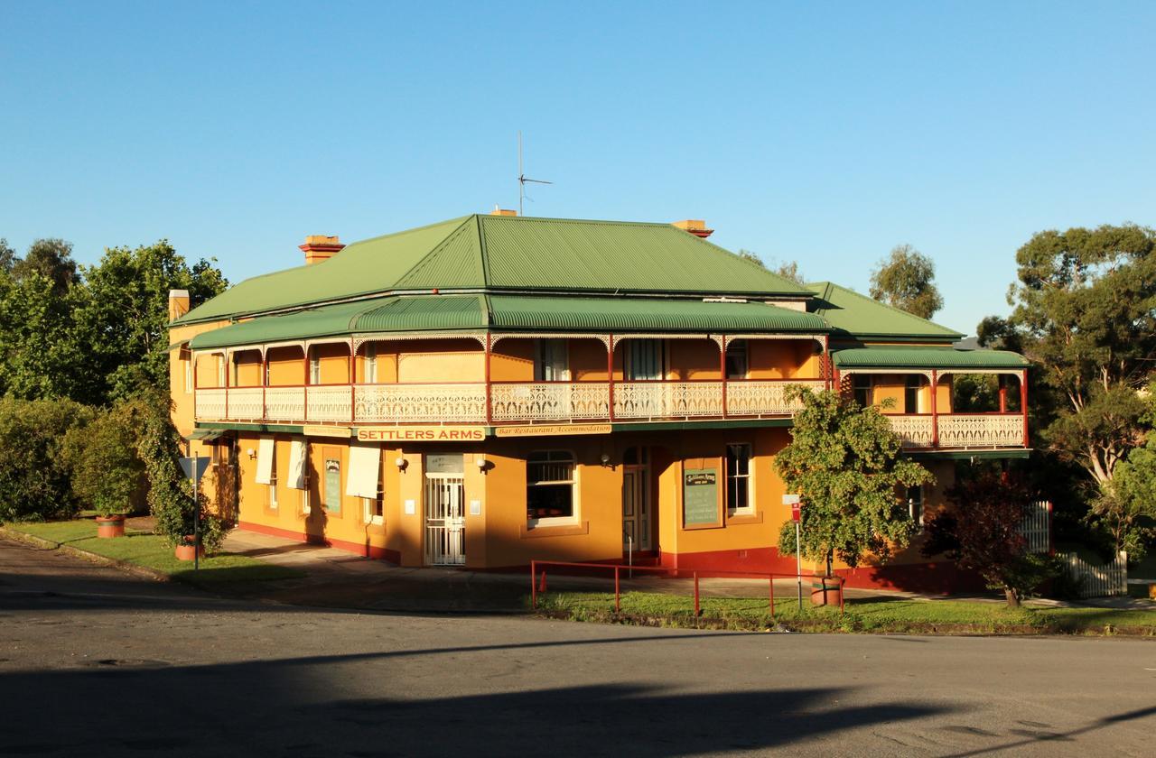 Settlers Arms Hotel Dungog Exteriér fotografie